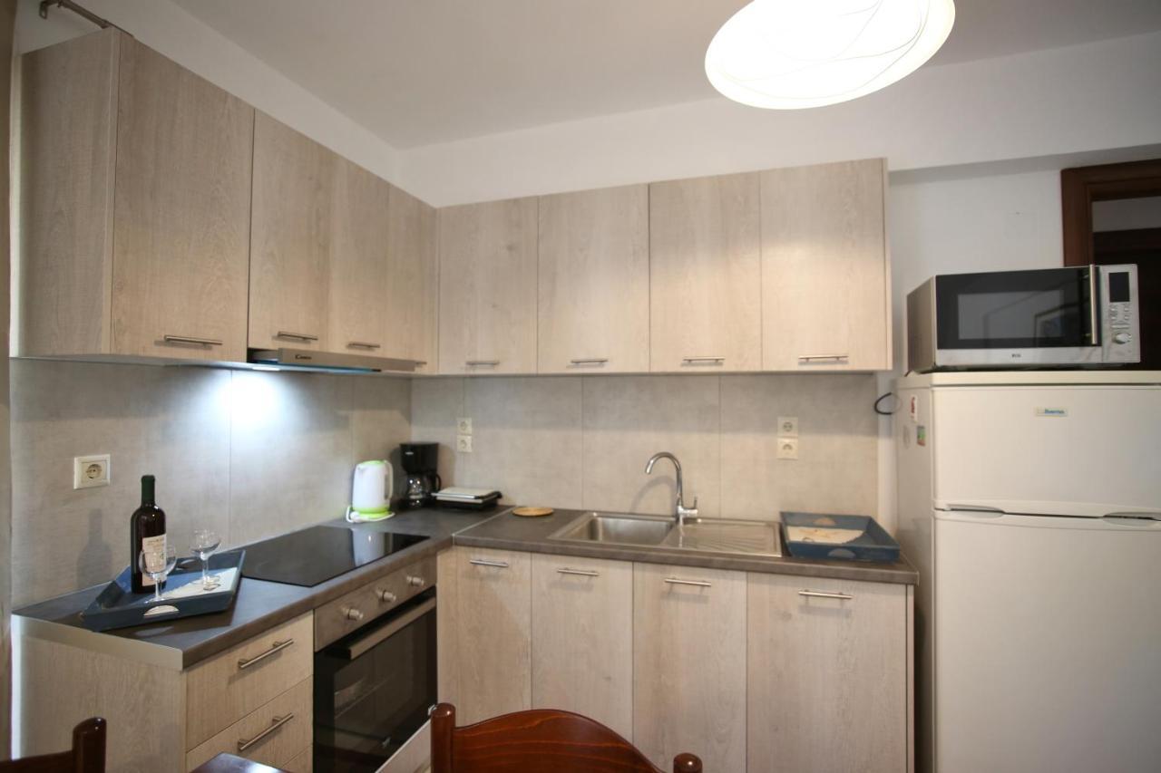 Cozy Apartments In City'S Suburbs Lefkada City Exterior photo